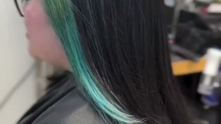 Teal money-piece hair color by Eric Falgout, Chairapy salon in Metairie